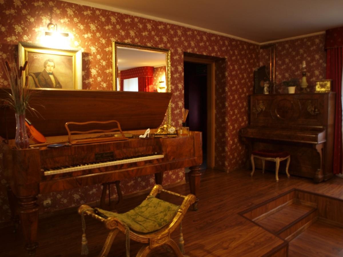 Hotel I Restauracja Chopin Żary Exteriér fotografie